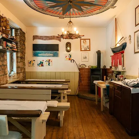 Pansion Tramontana Guest house