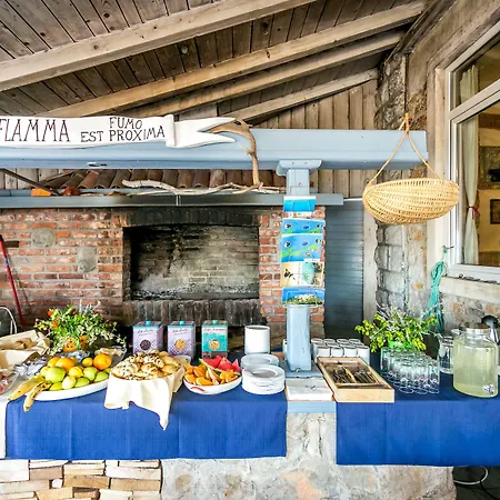 بيت ضيافة Pansion Tramontana