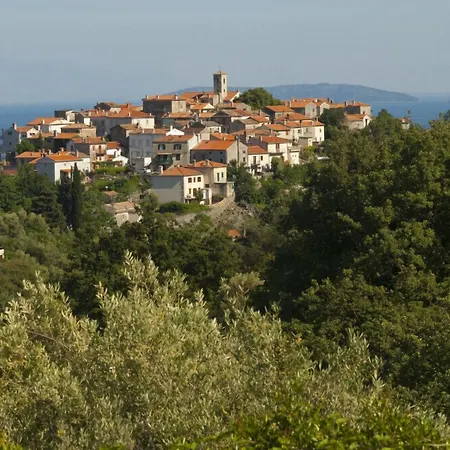 بيت ضيافة Pansion Tramontana بيلي