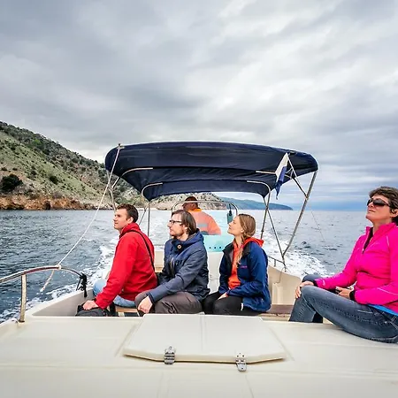 بيت ضيافة Pansion Tramontana 3*