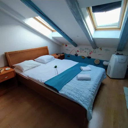 Pansion Tramontana 3* بيلي