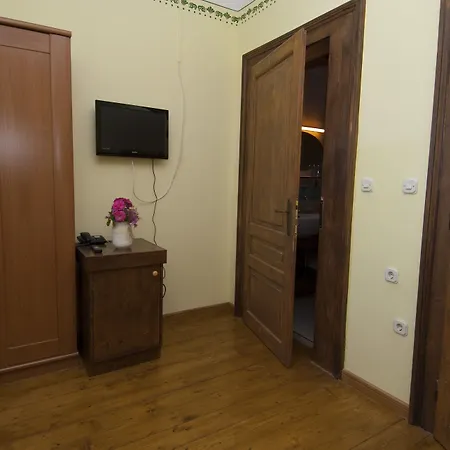 Гостевой дом Pansion Tramontana 3*
