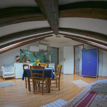 Pansion Tramontana Eco & Sea View In Beli, Cres Bed & Breakfast Beli